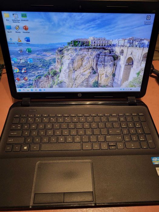 HP 250 G2 15.6" Core i3-3110M 2.4Ghz 8Gb DDR3 240Gb SSD Video GF820M