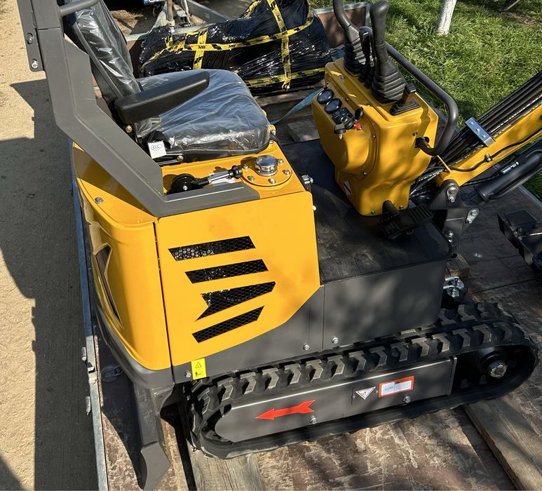 Miniexcavatorul Berger Kraus 900 AS