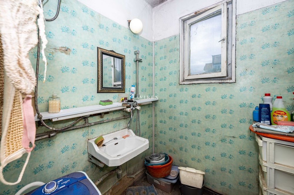 Продава се Тристаен апартамент в Пловдив, Христо Смирненски - 86 кв.м за 971 €/кв.м - Снимка #10