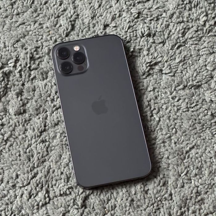 iPhone 12 pro graphite %100