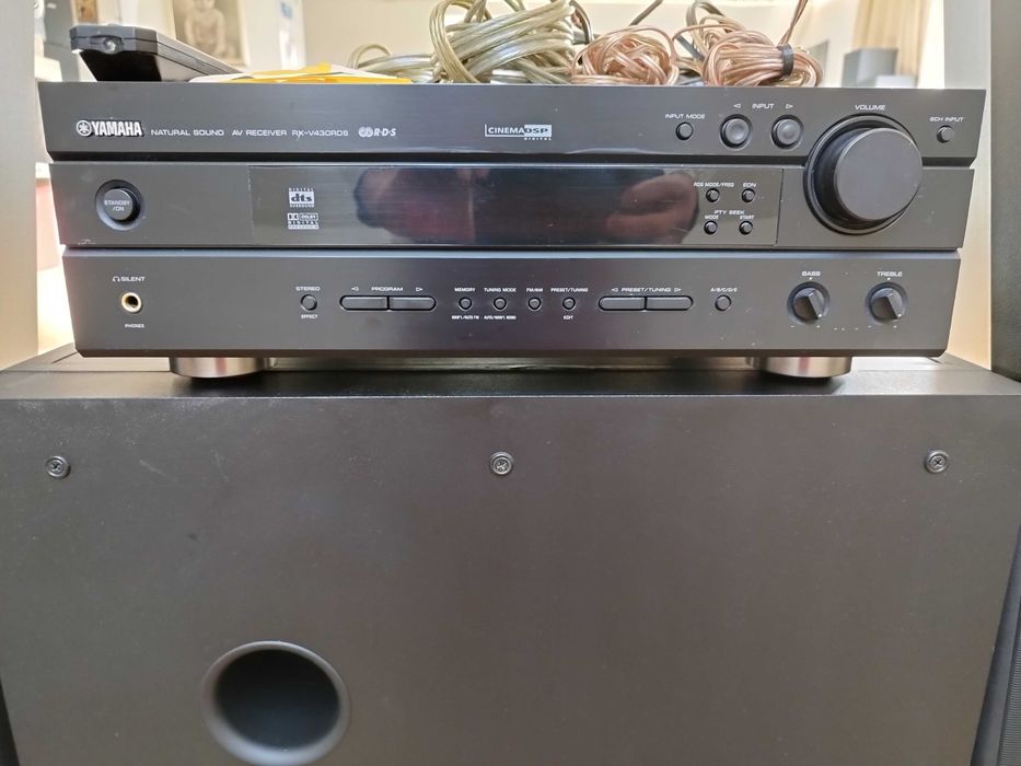 JBL Control 28 + JBL Sub Control SB 2 + Yamaha