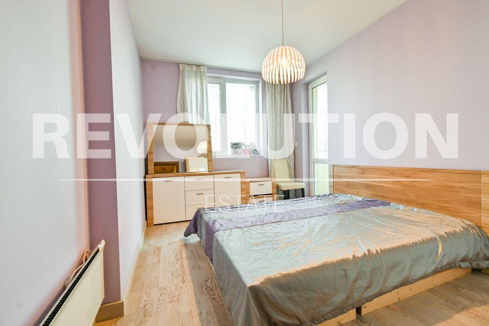 Продава се Тристаен апартамент в София, Хаджи Димитър - 95 кв.м за 1933 €/кв.м - Снимка #3