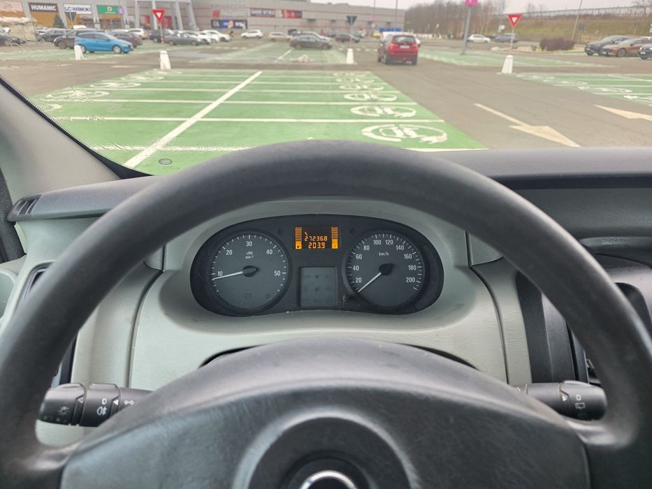 Opel Vivaro / Traffic 2.5 CDTI / 8 Locuri / 2007