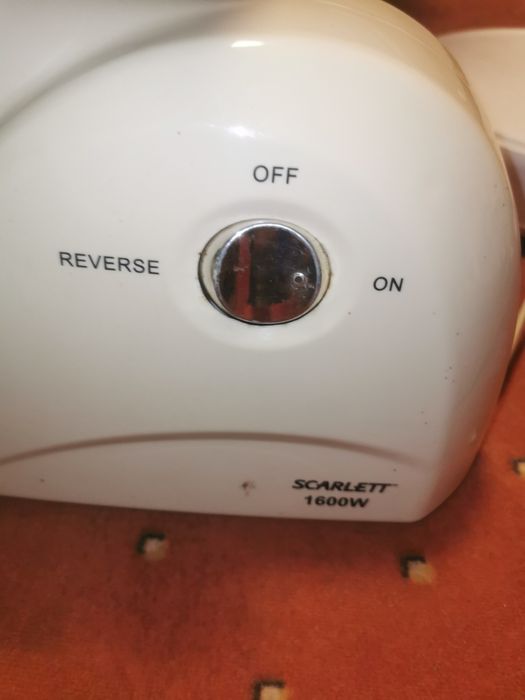 Masina de tocat carne - SCARLET