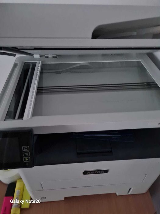 imprimanta XEROX B235