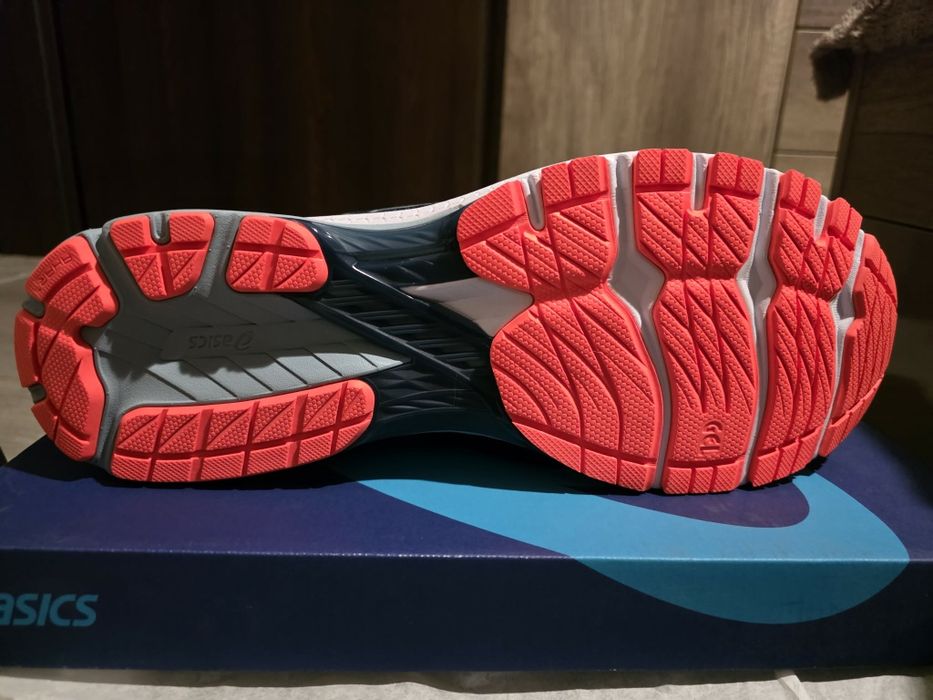 Asics GT-20008  маратонки номер 53