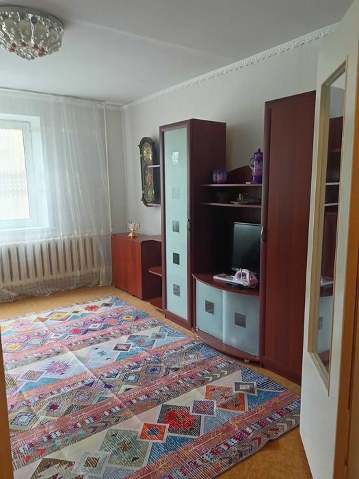 сдам 3 комнатную квартиру