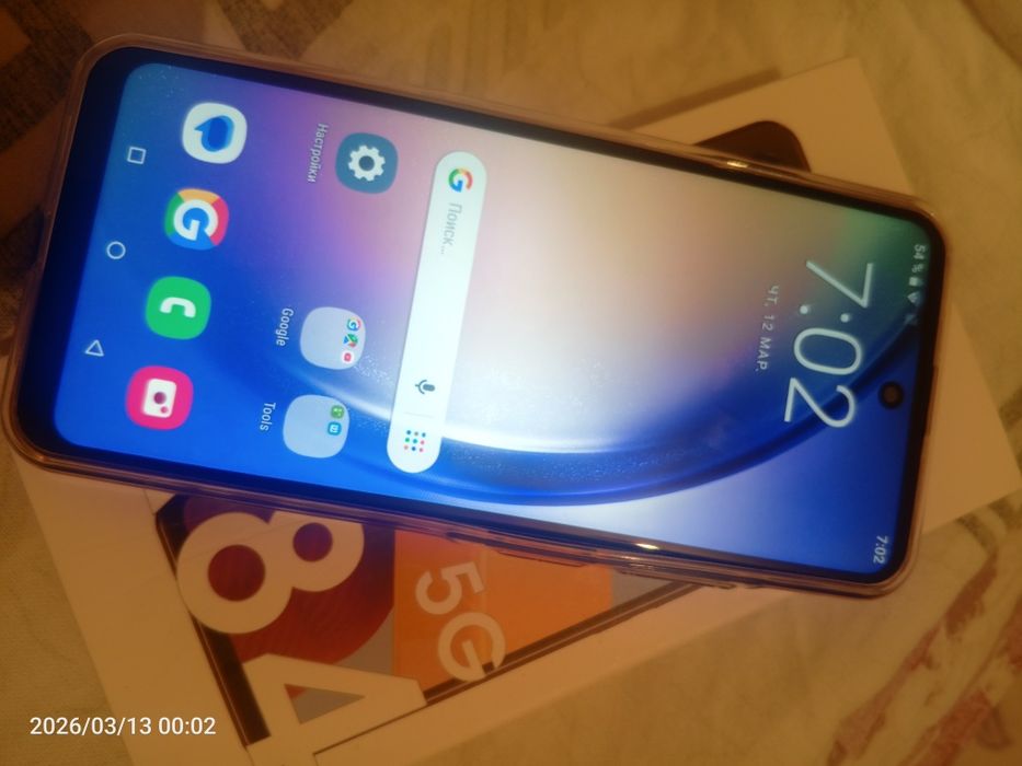 Продам новый телефон