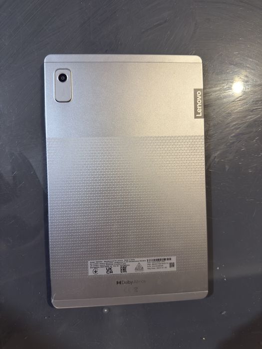 Tableta Lenovo M9