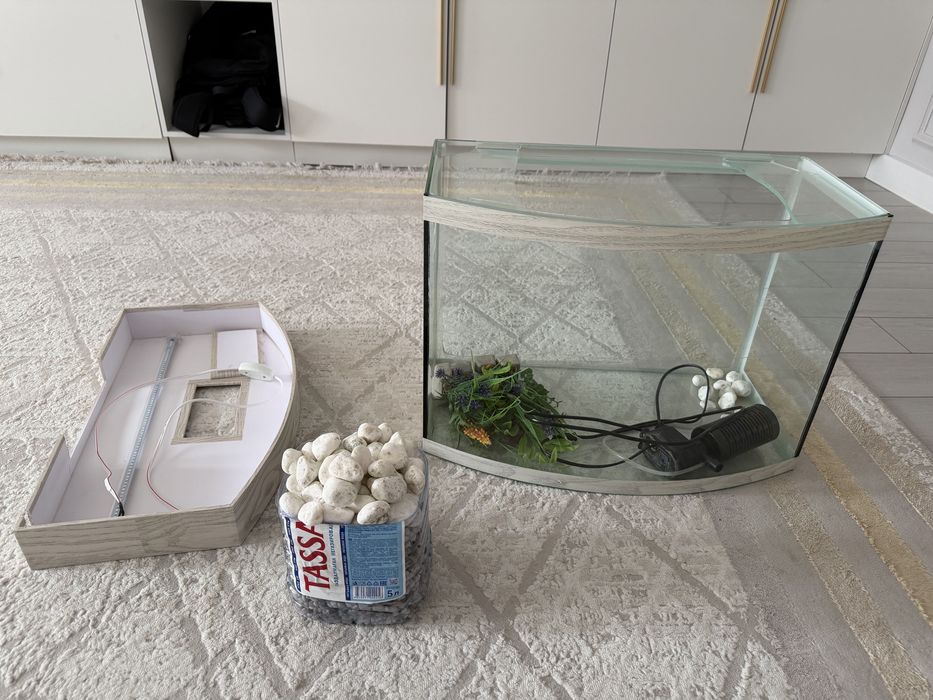 Продам Аквариум 100-120 литров