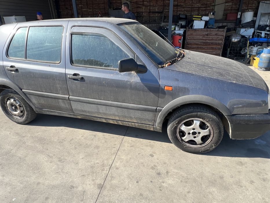 Volkswagen Golf 3 1.4 НА ЧАСТИ