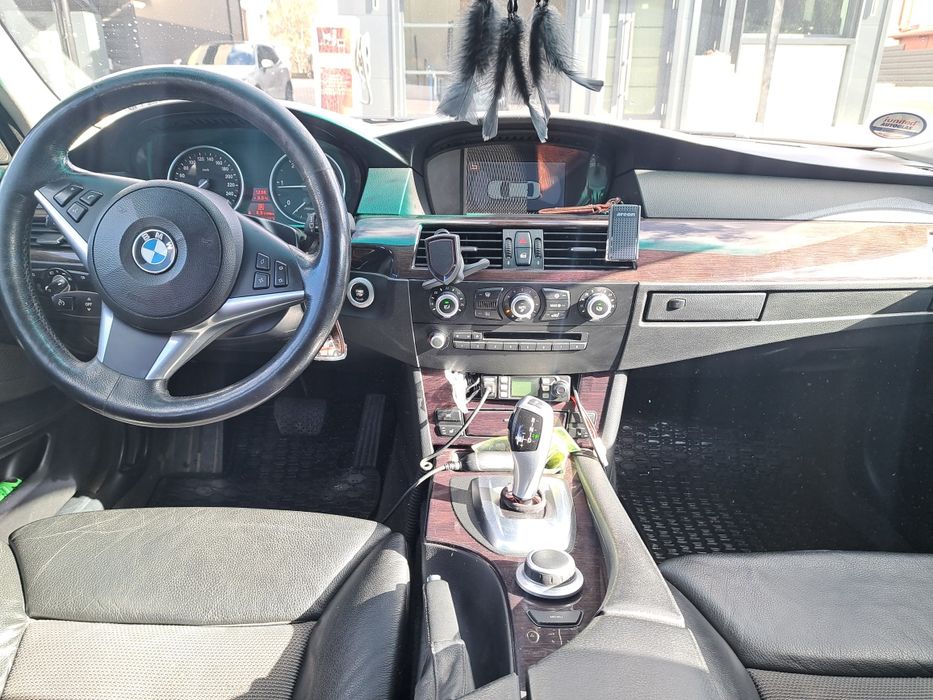Vând  BMW 520,FACELIFT 2008