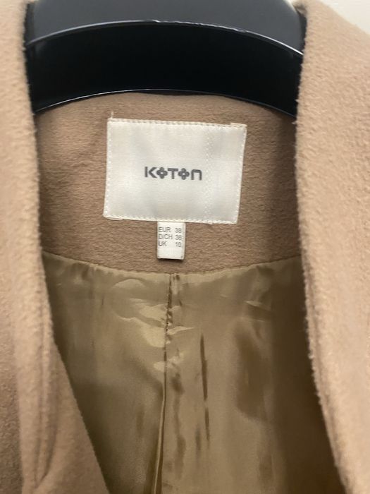 продается пальто