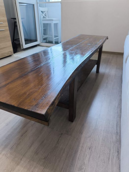 Холна маса от масив