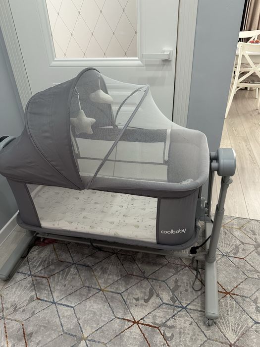 Продается люлька-качалка (детская кровать)