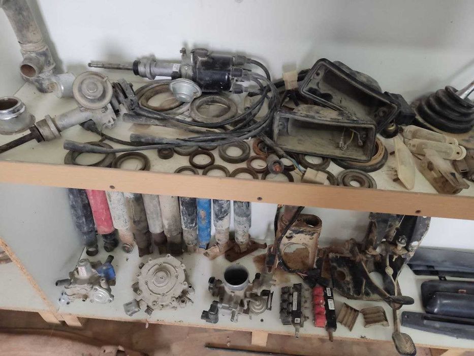 продается на разбор ваз 2107