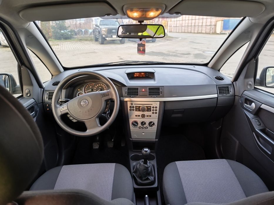 Meriva ,barii,usi,haion,scaune,bord,alernator,elecromotor,compresor ac