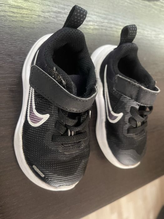 Маратонки   Nike