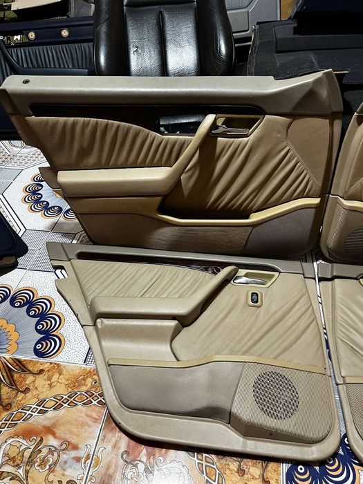 Общивки на мерседес 202 сэшка кожа