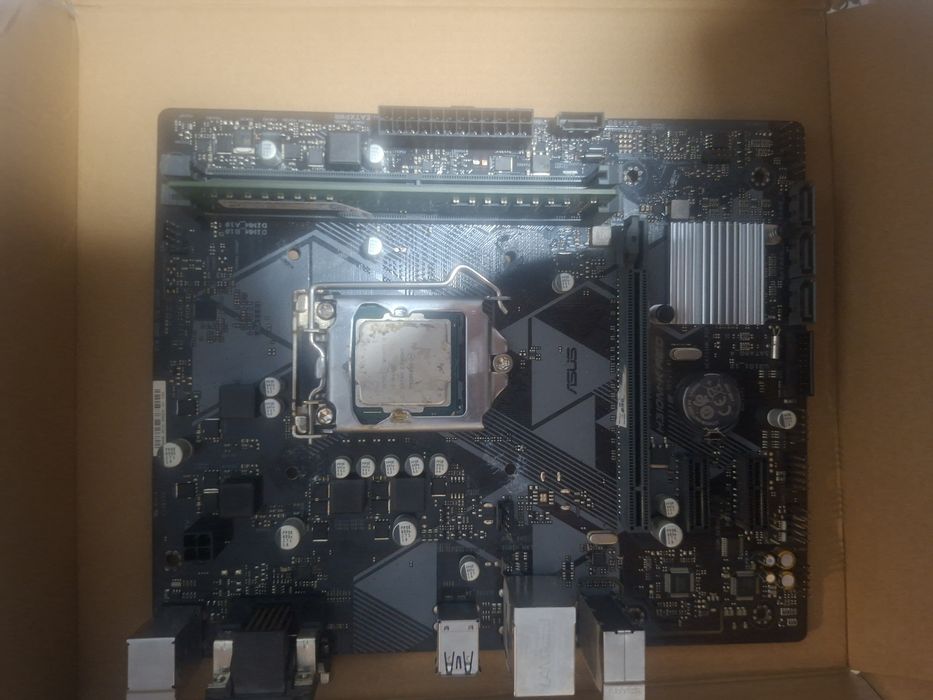 placa de baza Asus prime h310 M-K r2.0 si Intel Core i5-9400F și ddr4 8gb
