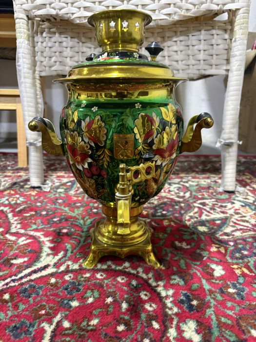 Juda chiroyli samovar msli juda arzon rosiskiy 1992
