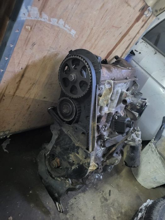 Продам матор на Пассат б3 б4 1.8обьем