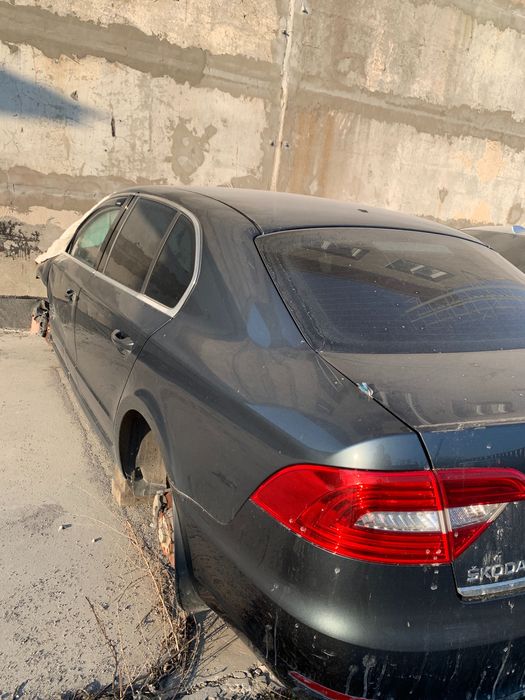 SKODA SUPERB 2012 2.0дизел