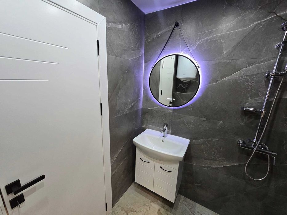 Продава се Тристаен апартамент в Стара Загора, Зора - 96 кв.м за 1230 €/кв.м - Снимка #8