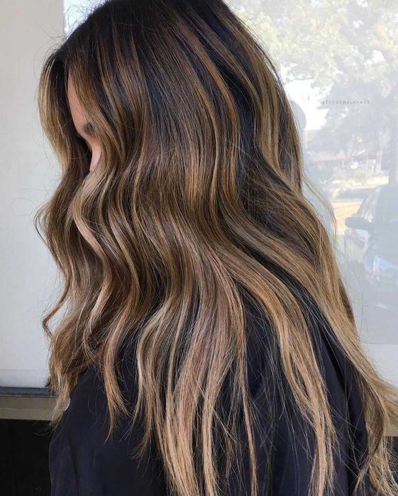 Выезд на дом. Колорист, стилист. парикмахера Подробнее по телефону.