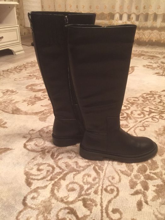 Продам осенние сапоги