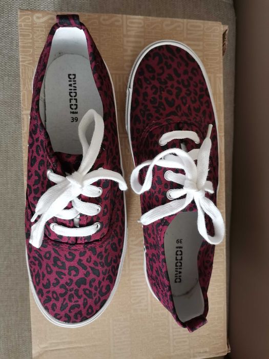Converse и др.; уникални кецове, н.39-40