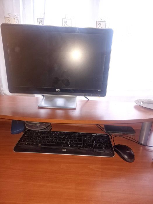 Calculator HP PAVILION SLIMLINE cu Monitor HP 20" si Tastatura HP