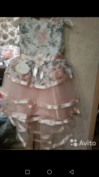 Продам красивые платья