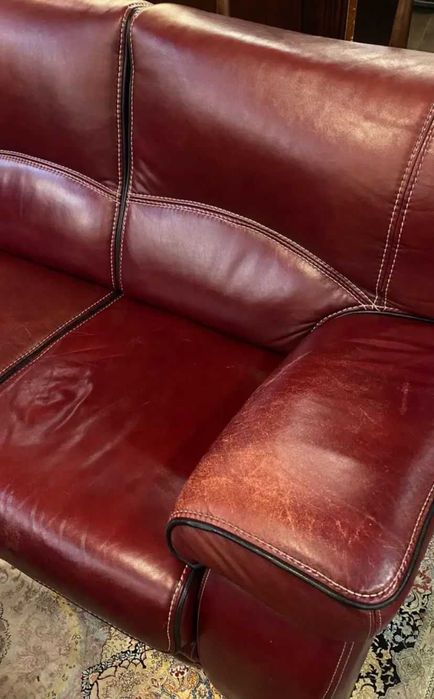Продам кожаный диван