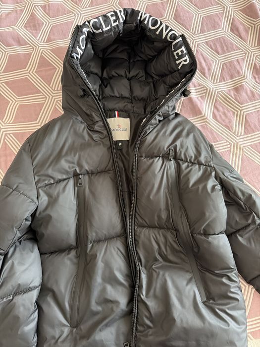 Продаю куртку новая