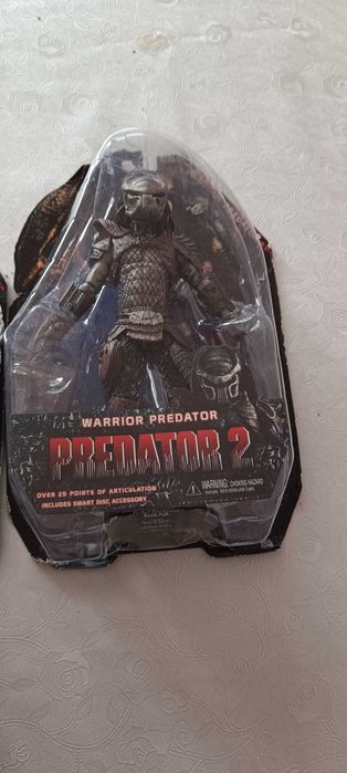 Продавам фигури от филм