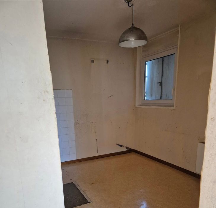 Почистване на апартаменти след смърт клошари извозване на мебели