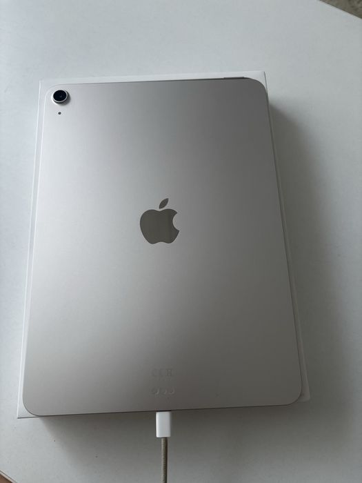 iPad Air 11” M4, 128 GB, 8GB RAM, Wi-Fi – Starlight