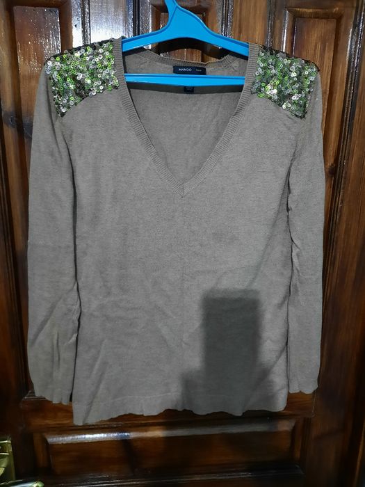 Женские кофты и одежда.