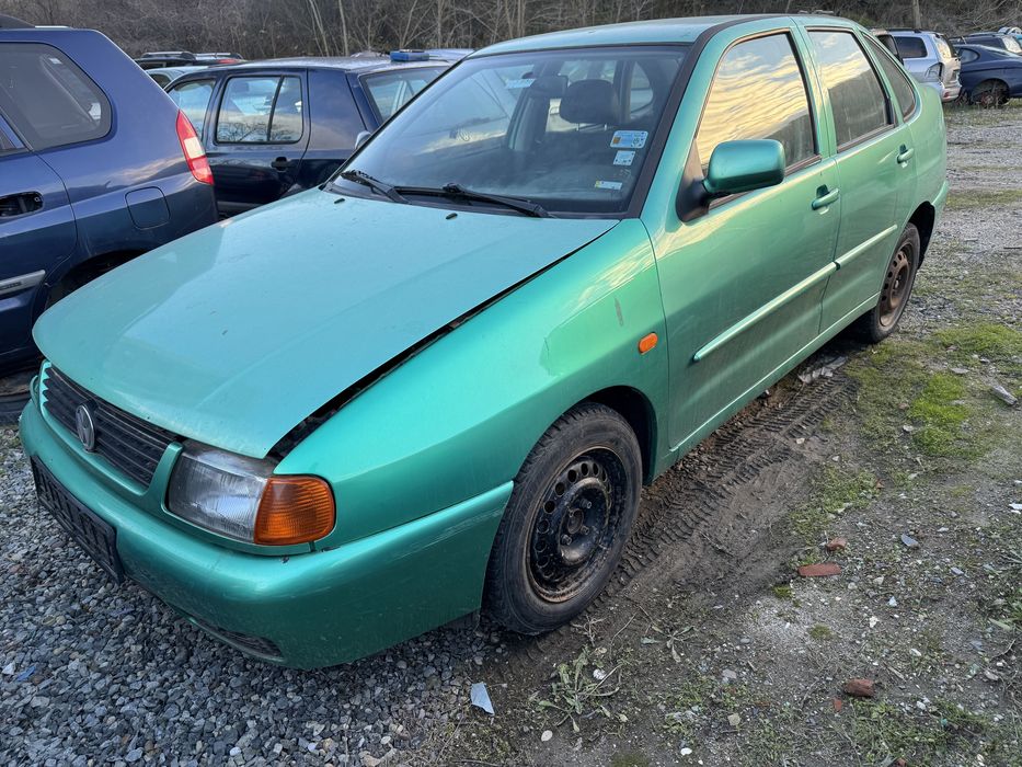 Vw Polo 1.6i 75hp 1999г  На Части