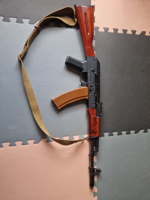 Еърсофт реплика АК-74