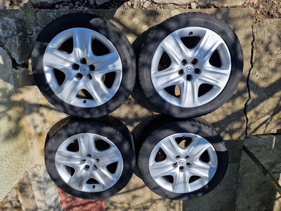 215 50 R 17 jante tabla cu cauciucuri de vara 5 x 115 Opel Astra J