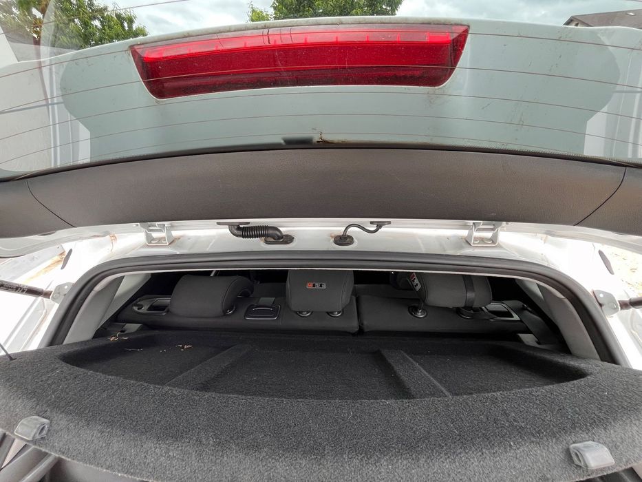 Hyundai KONA Hyundai Kona 2019 • Diesel • Automată • 180.000 km • 9.900 €