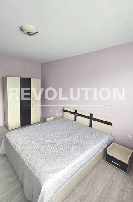 Дава се под наем Двустаен апартамент в Варна, Погреби - 58 кв.м за 460 € - Снимка #3