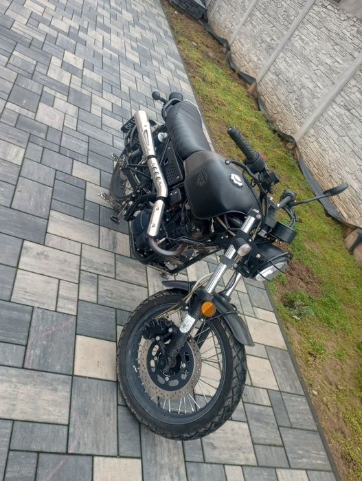 Vânzare motoretă aproape nouă adusă de afară
