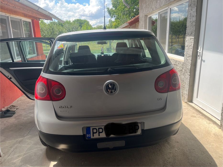 VW Golf 5 4+1 Исперих