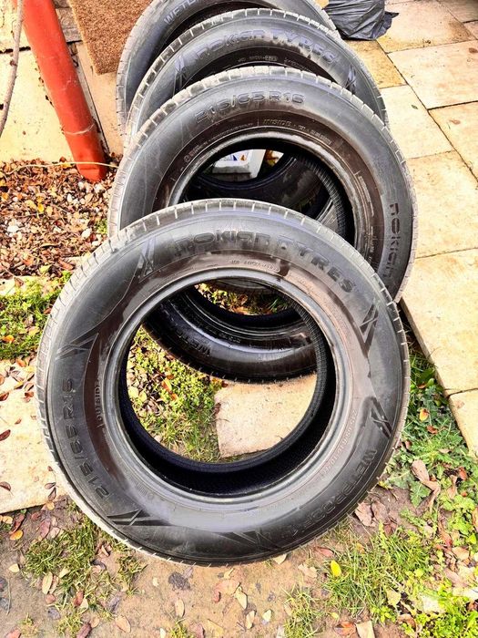 4 buc. Nokian 215/65 R16 WETPROOF - aproape noi