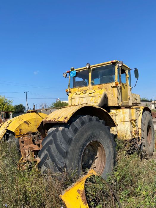 Кировец К-701 продам