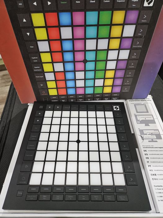 Novation Launchpad Pro MK3 midi controler schela lumini