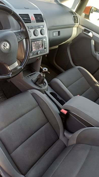 Vw touran 1.9 tdi 105 cai 6 trepte Freestyle Import Germania
